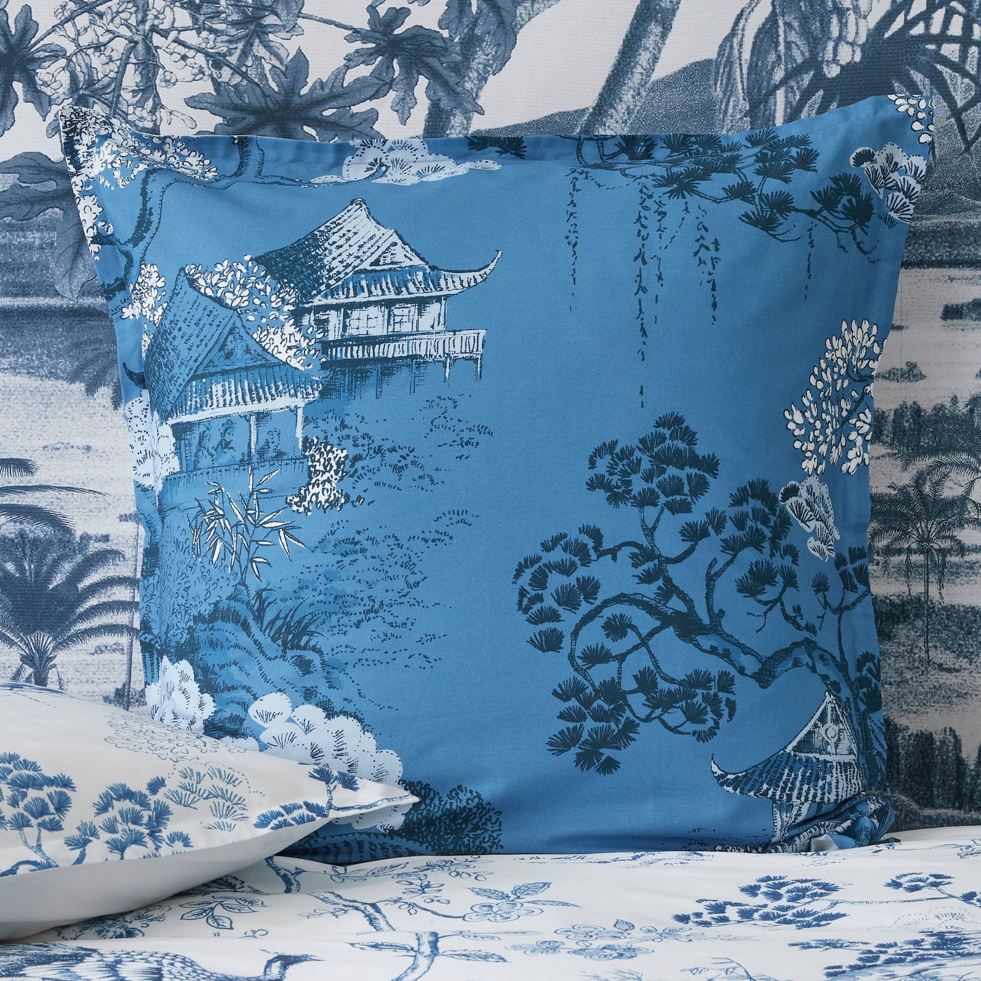 Empress Garden European Pillowcase-Euro-LUXOTIC